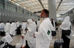 Saudi Arabia cấm 400.000 người hành hương bất hợp pháp vào thánh địa Mecca 